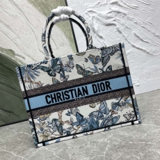 Christian Dior Shopping Bags